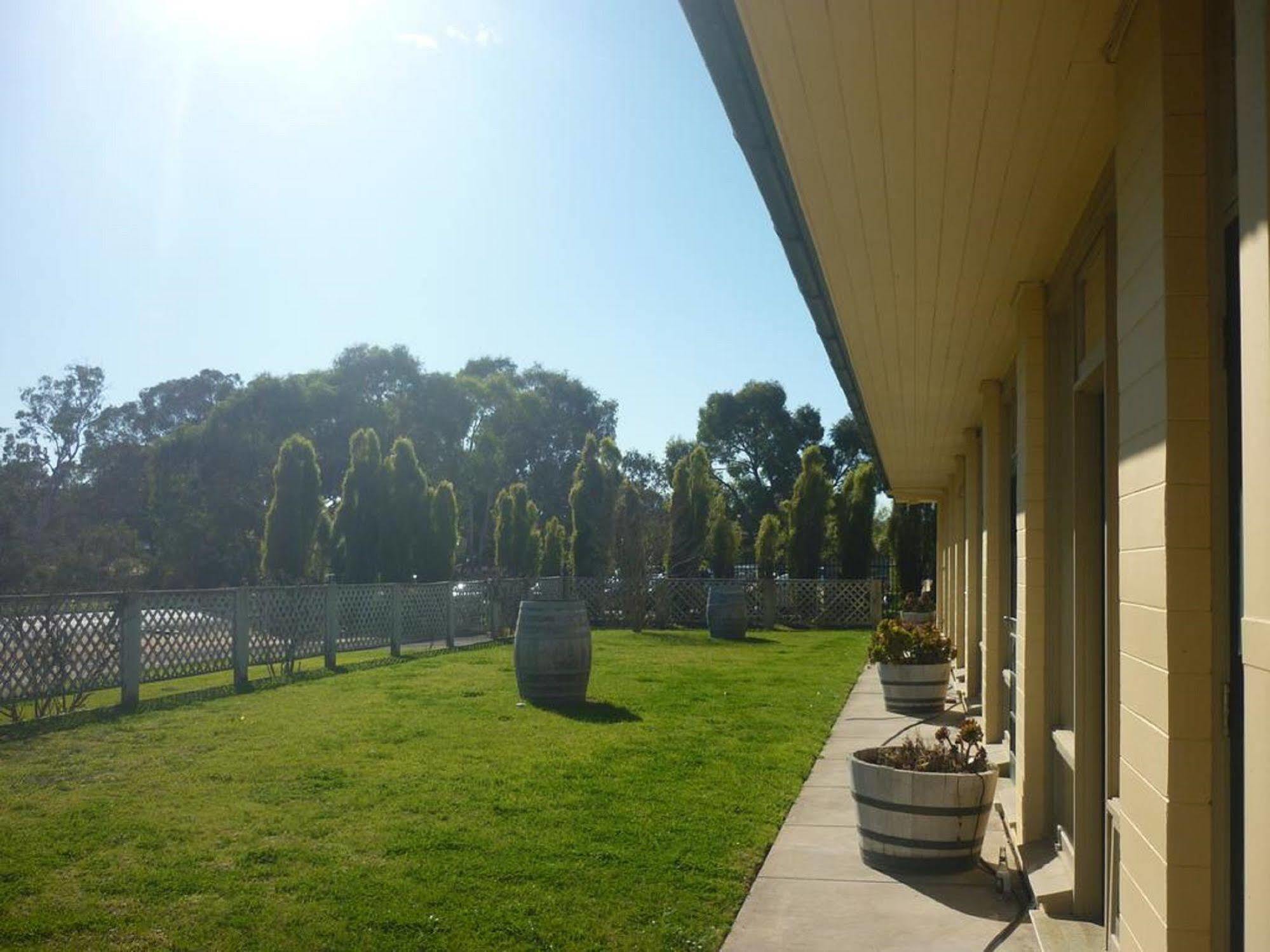 Naracoorte Hotel Motel エクステリア 写真